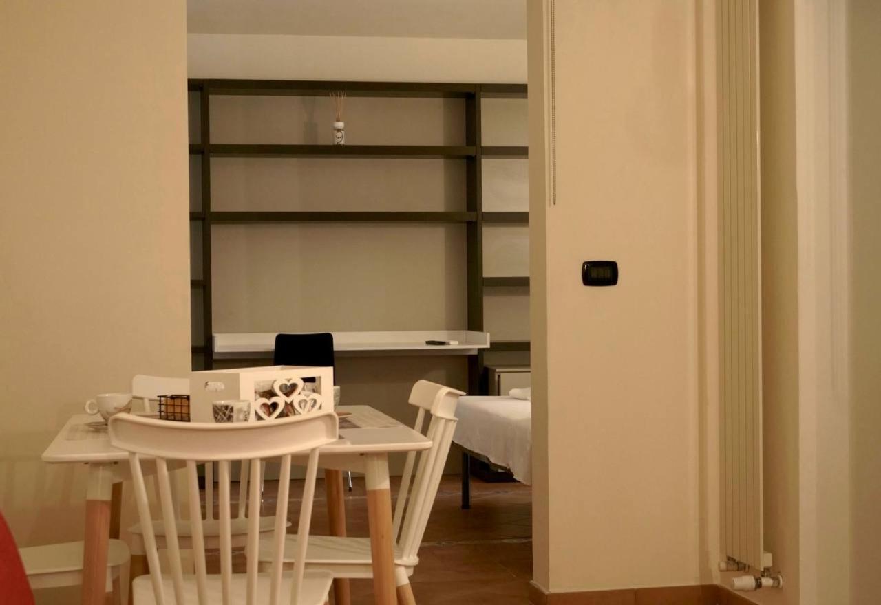 Blu Suites And Apartments Bari Bagian luar foto