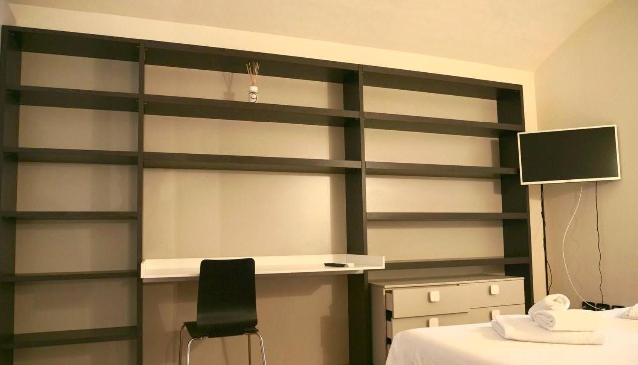 Blu Suites And Apartments Bari Bagian luar foto