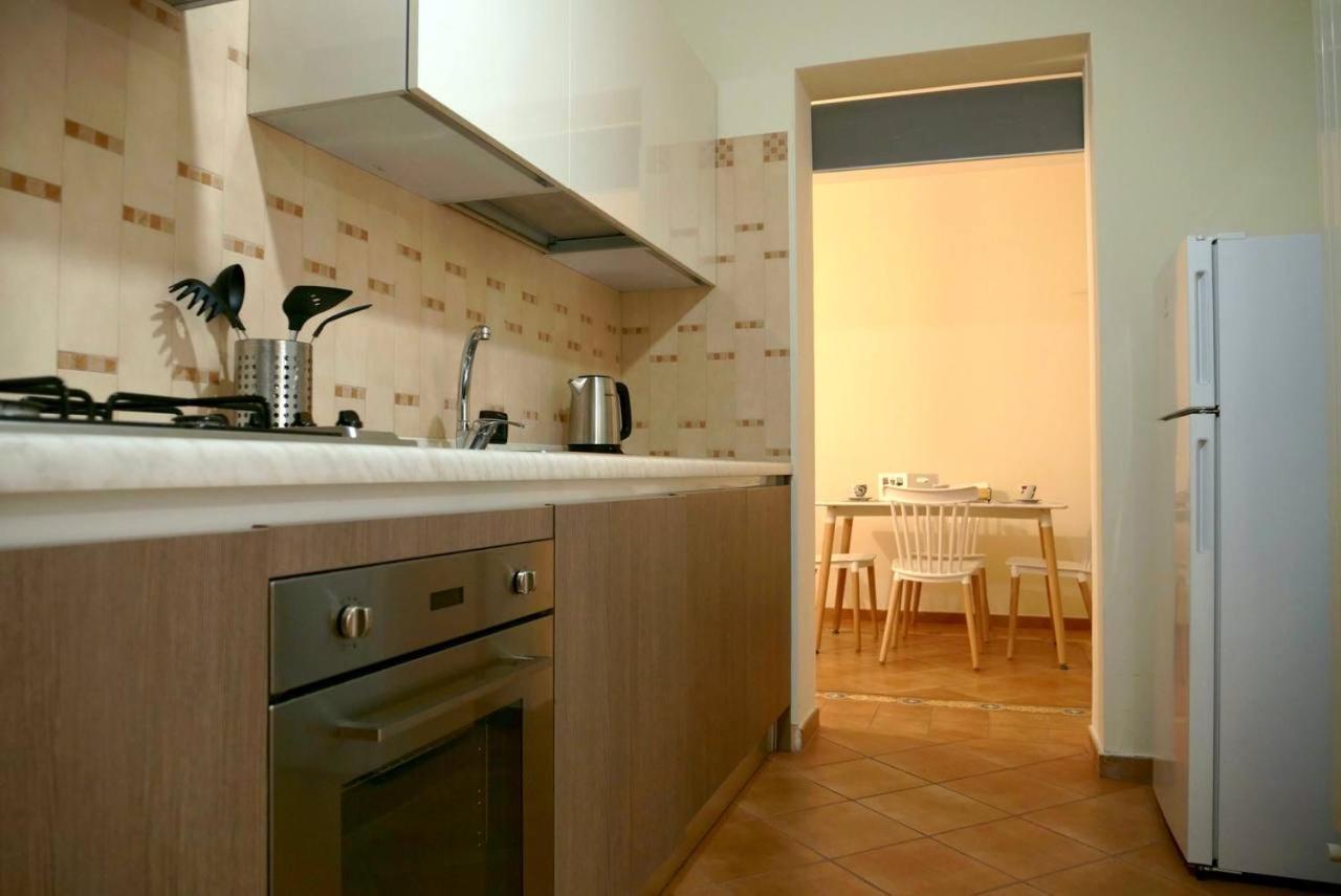 Blu Suites And Apartments Bari Bagian luar foto
